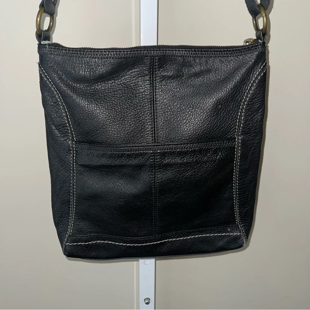 The Sak Black Leather Crossbody Shoulder Bag Boho Zip Pocket Purse
